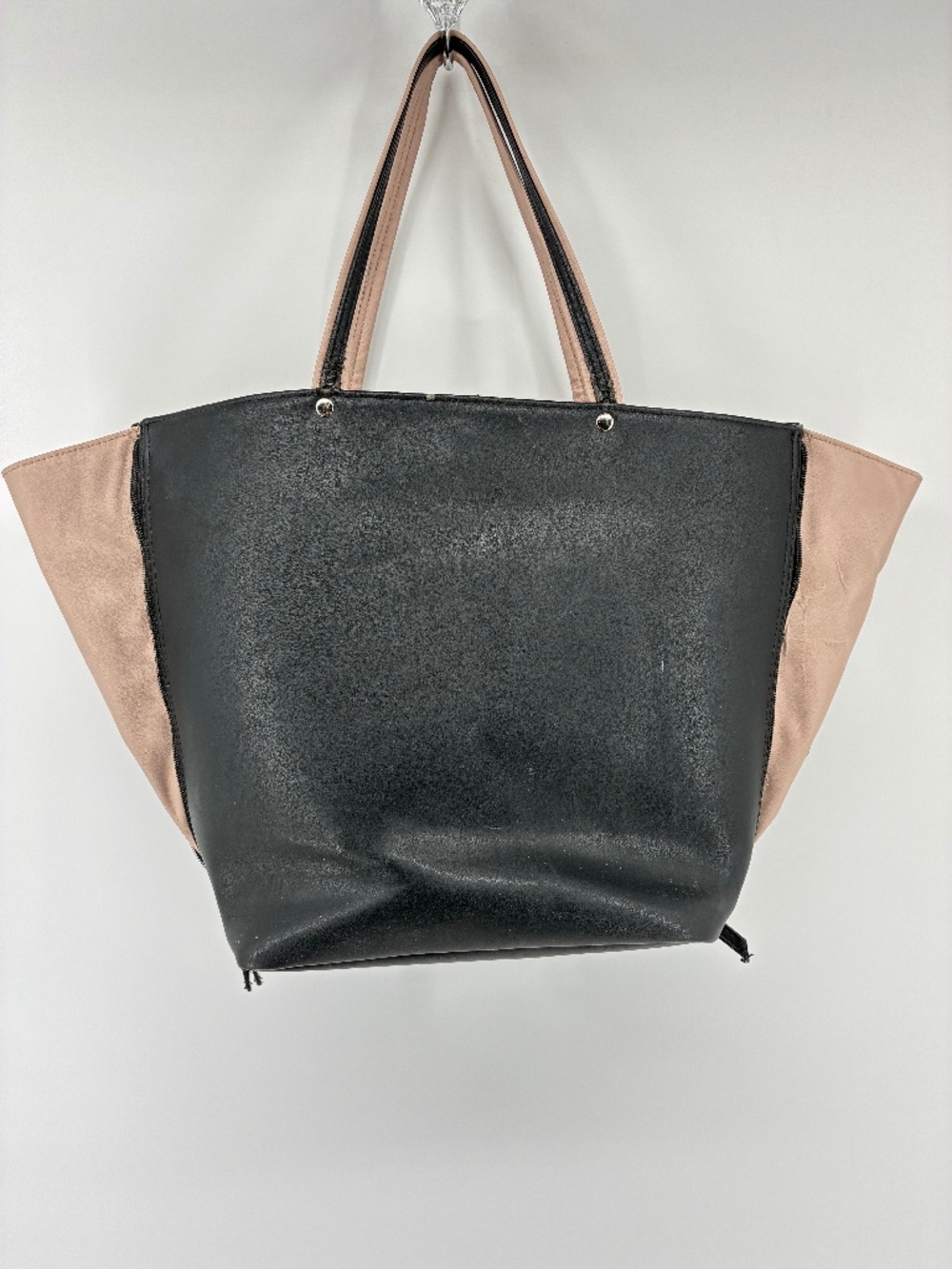 MASSIVE $10 SALE Lise Watier Tote Zipper Extendable Sides